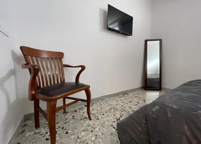 Dimora Virginia Feriehus *