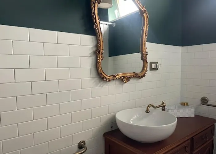 Dimora Virginia Feriehus *